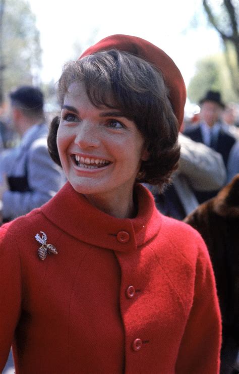 jackie kennedy best outfits.